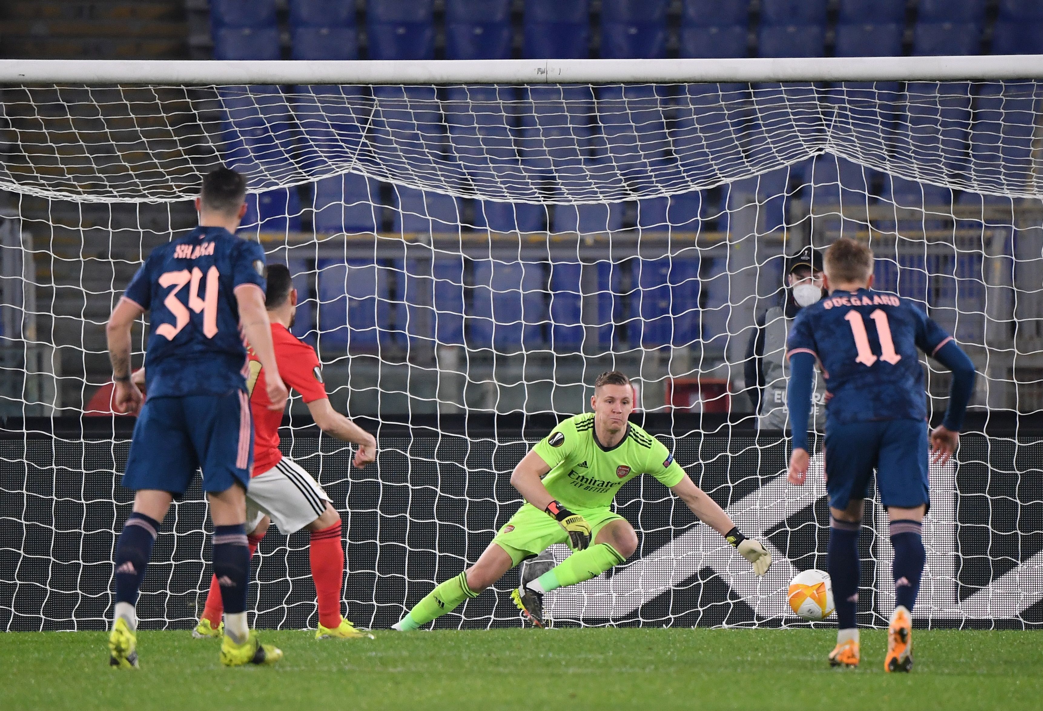 Arsenal toan thang Europa League anh 5