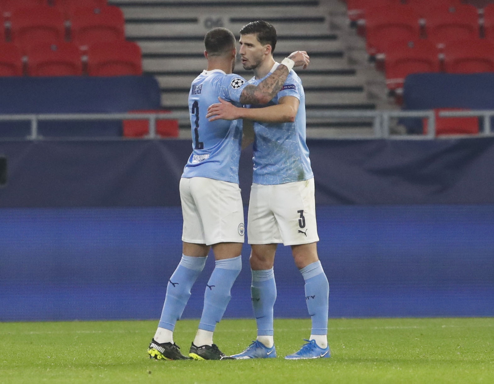 Man City lap ky luc anh 9