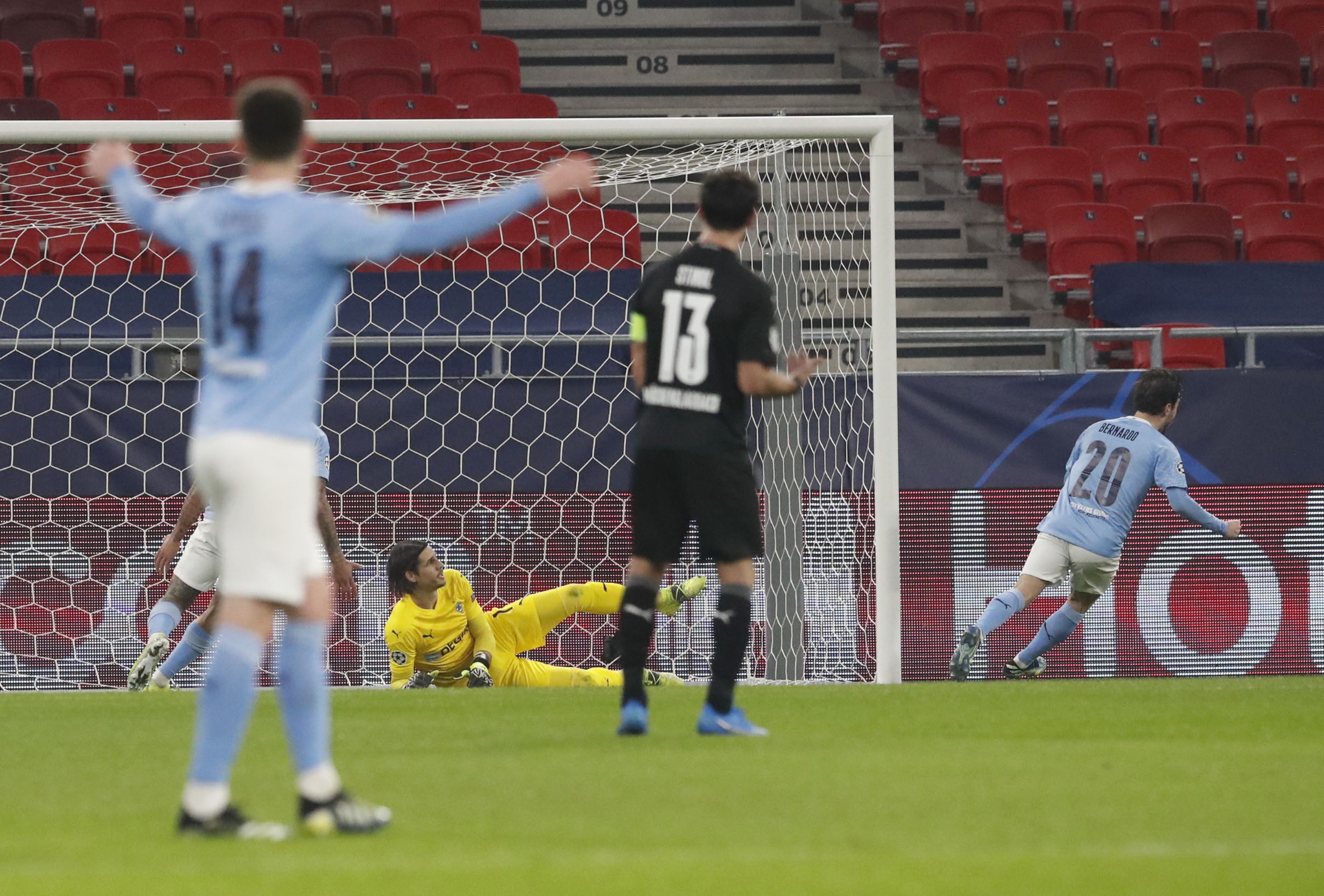 Man City lap ky luc anh 4