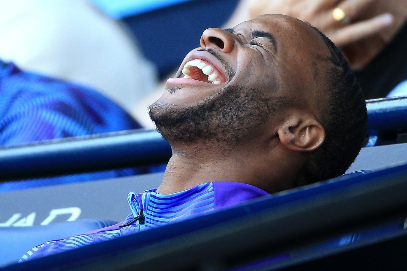 Man City de dan sao gan nua ty euro du bi truoc West Ham hinh anh