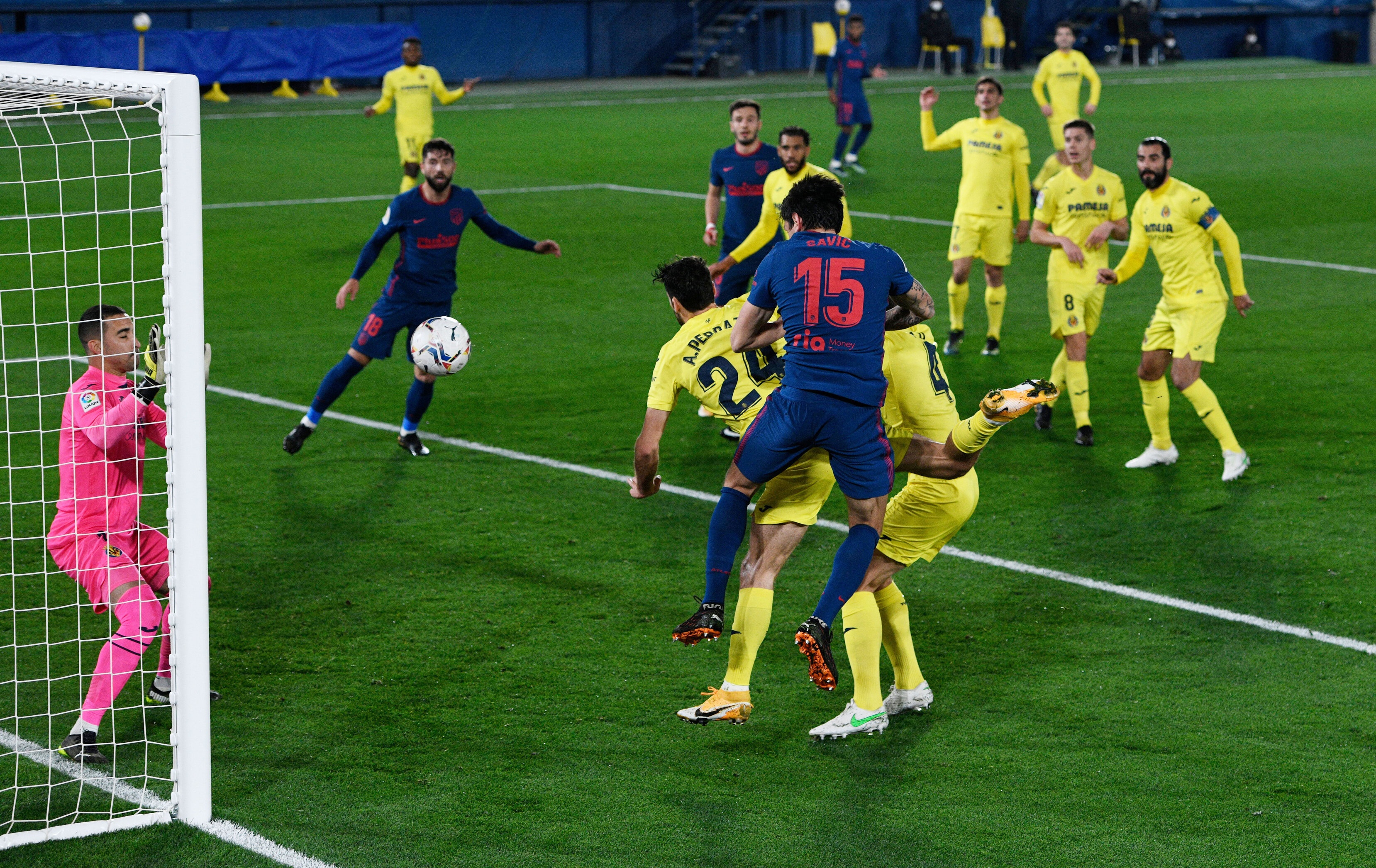 Atletico vo dich La Liga anh 4