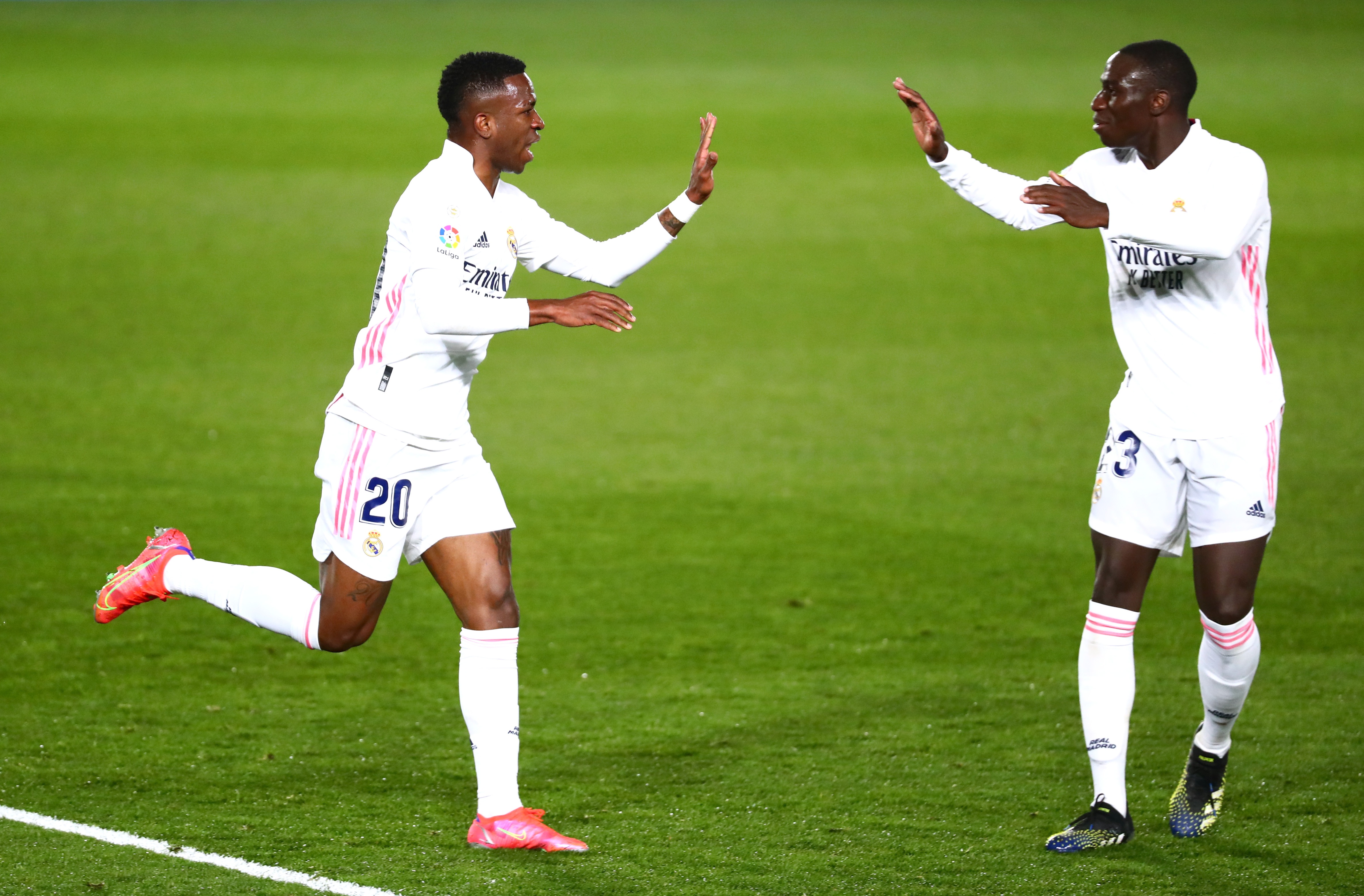 Real Madrid khung hoang anh 7