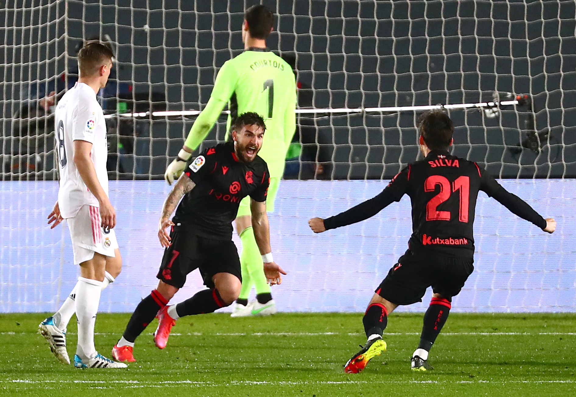 Real Madrid khung hoang anh 4