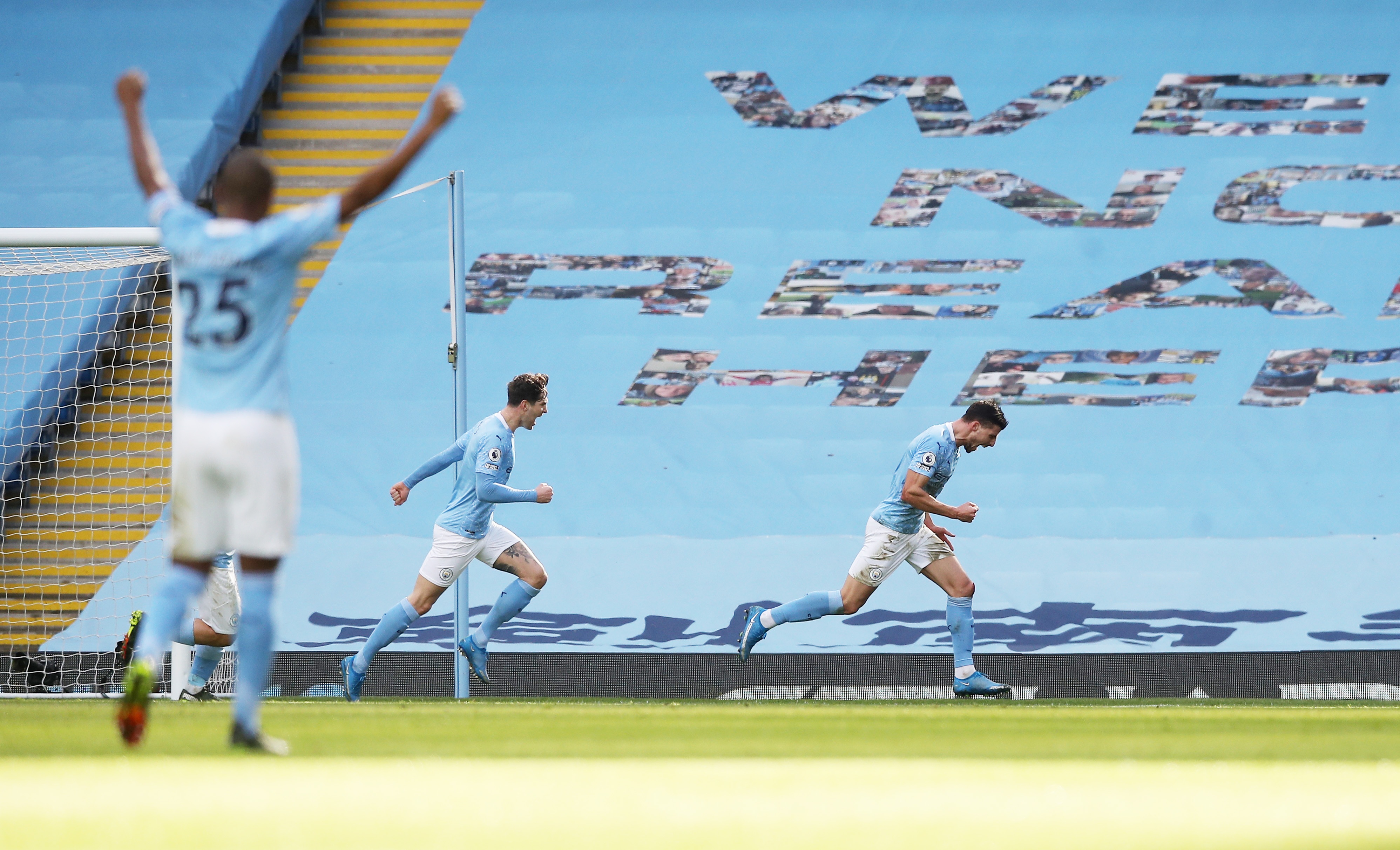 Man City vo dich anh 2