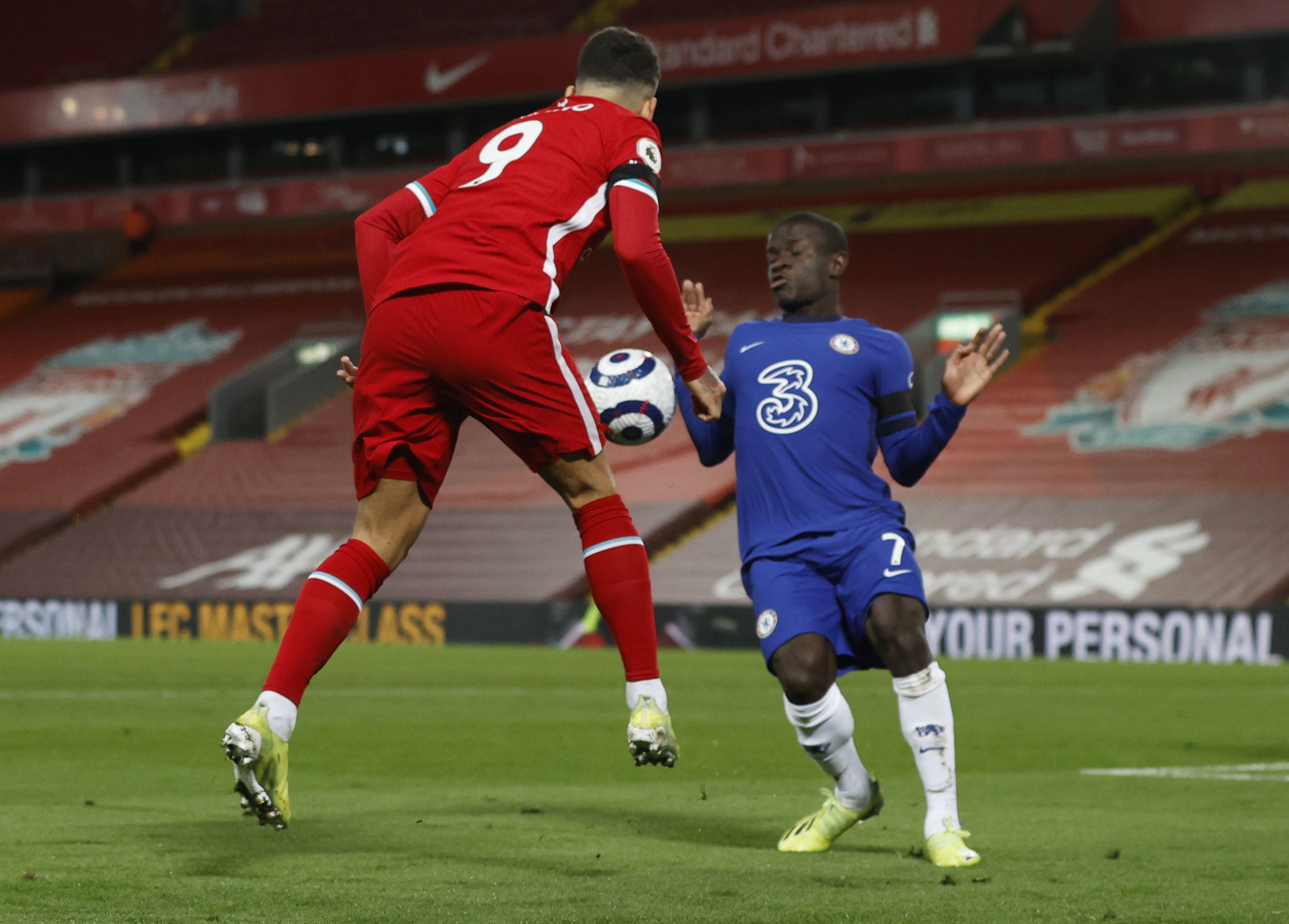 Liverpool dau voi Chelsea anh 1