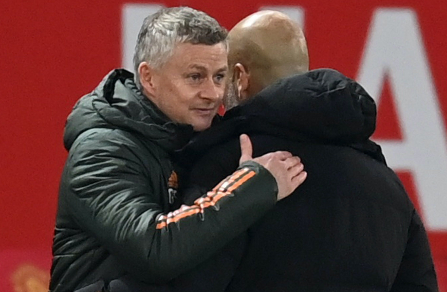 Man City vs MU - gio doi chieu hinh anh