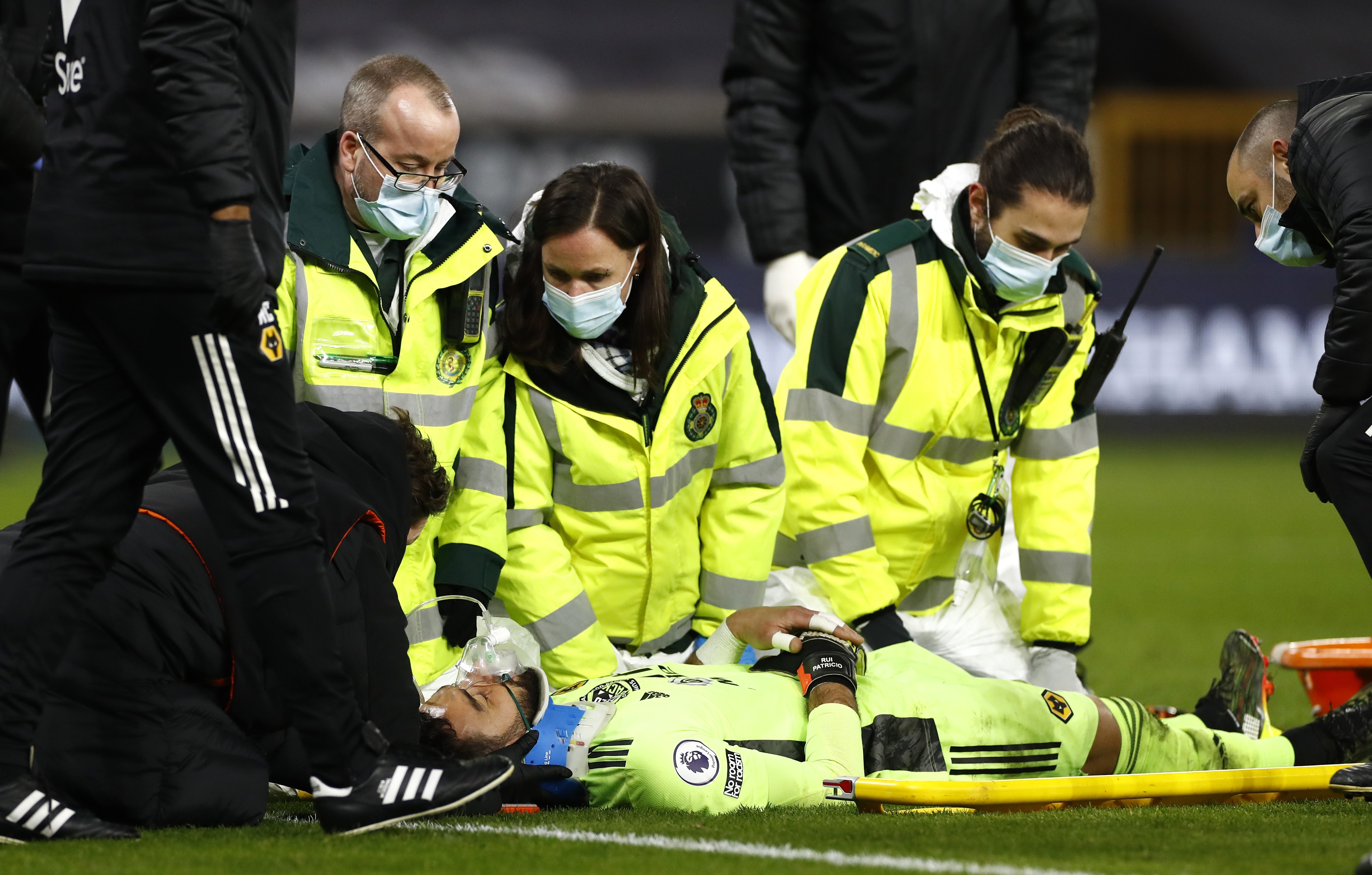 Patricio chan thuong anh 6