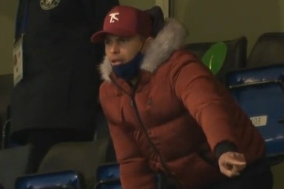 Thiago Silva chi dao dong doi tu khan dai hinh anh