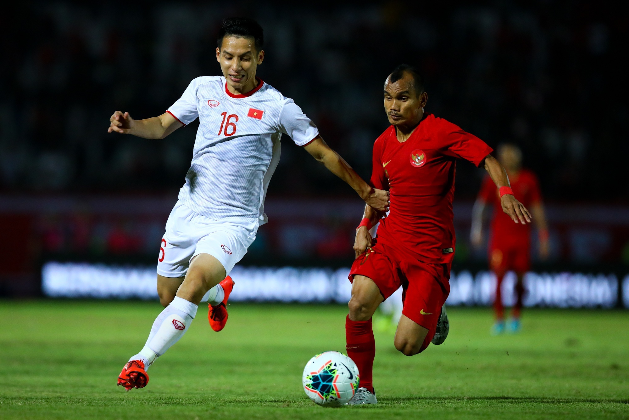 Hung Dung chan thuong anh 3