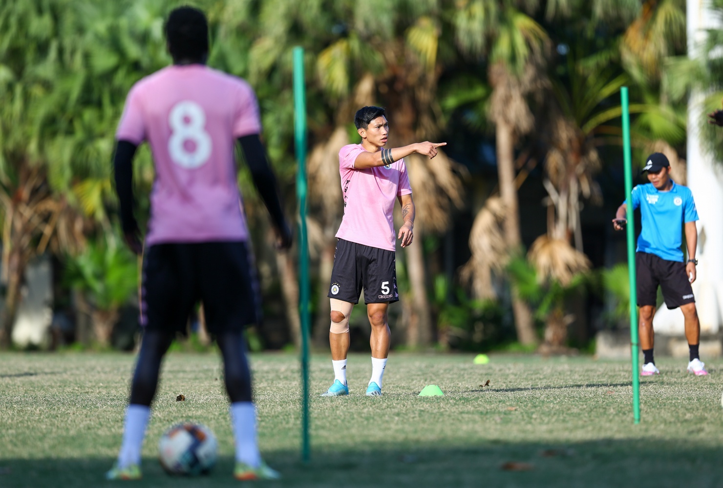 Hung Dung chan thuong anh 4