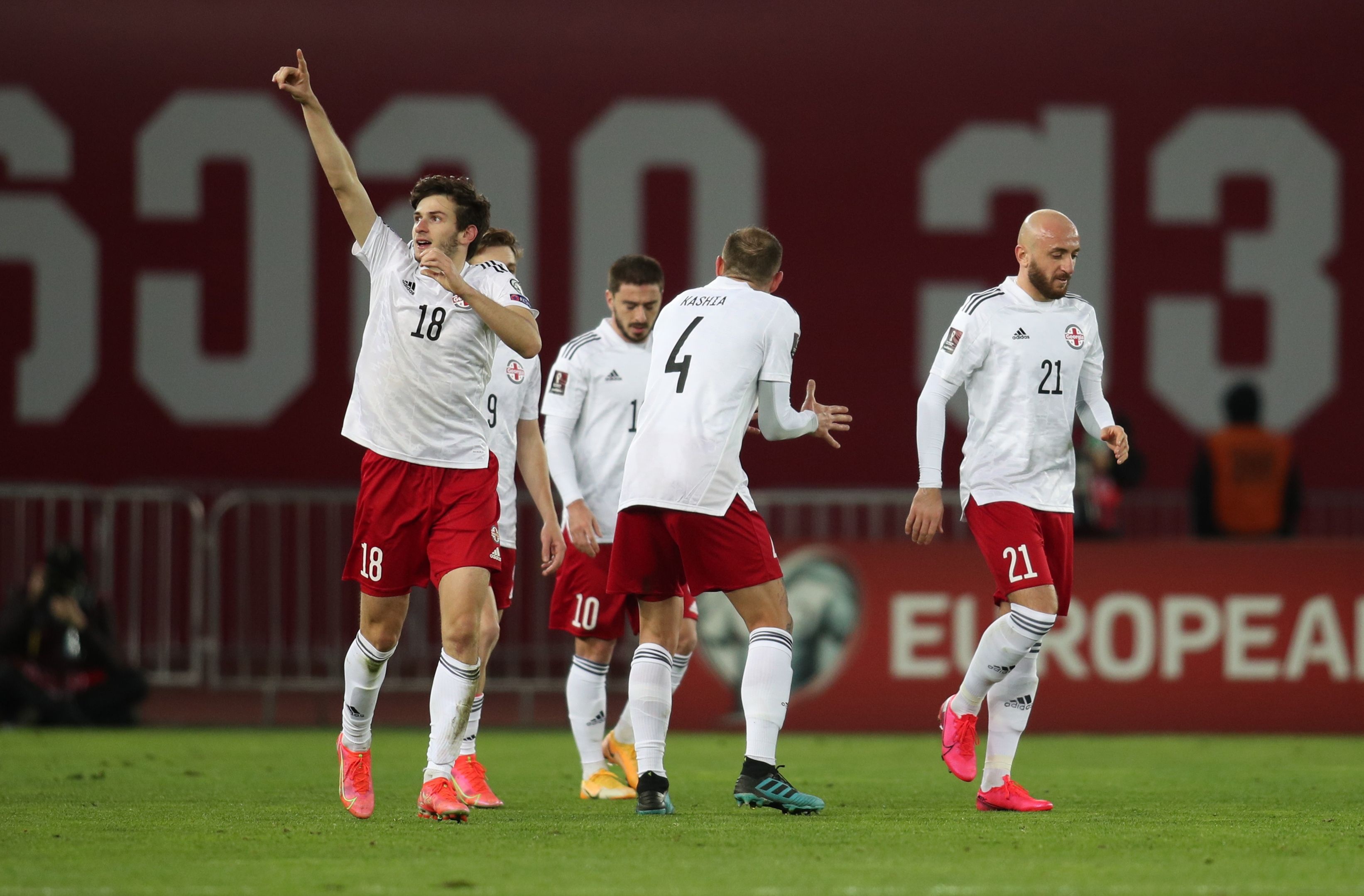 Tay Ban Nha hoa Gruzia anh 1