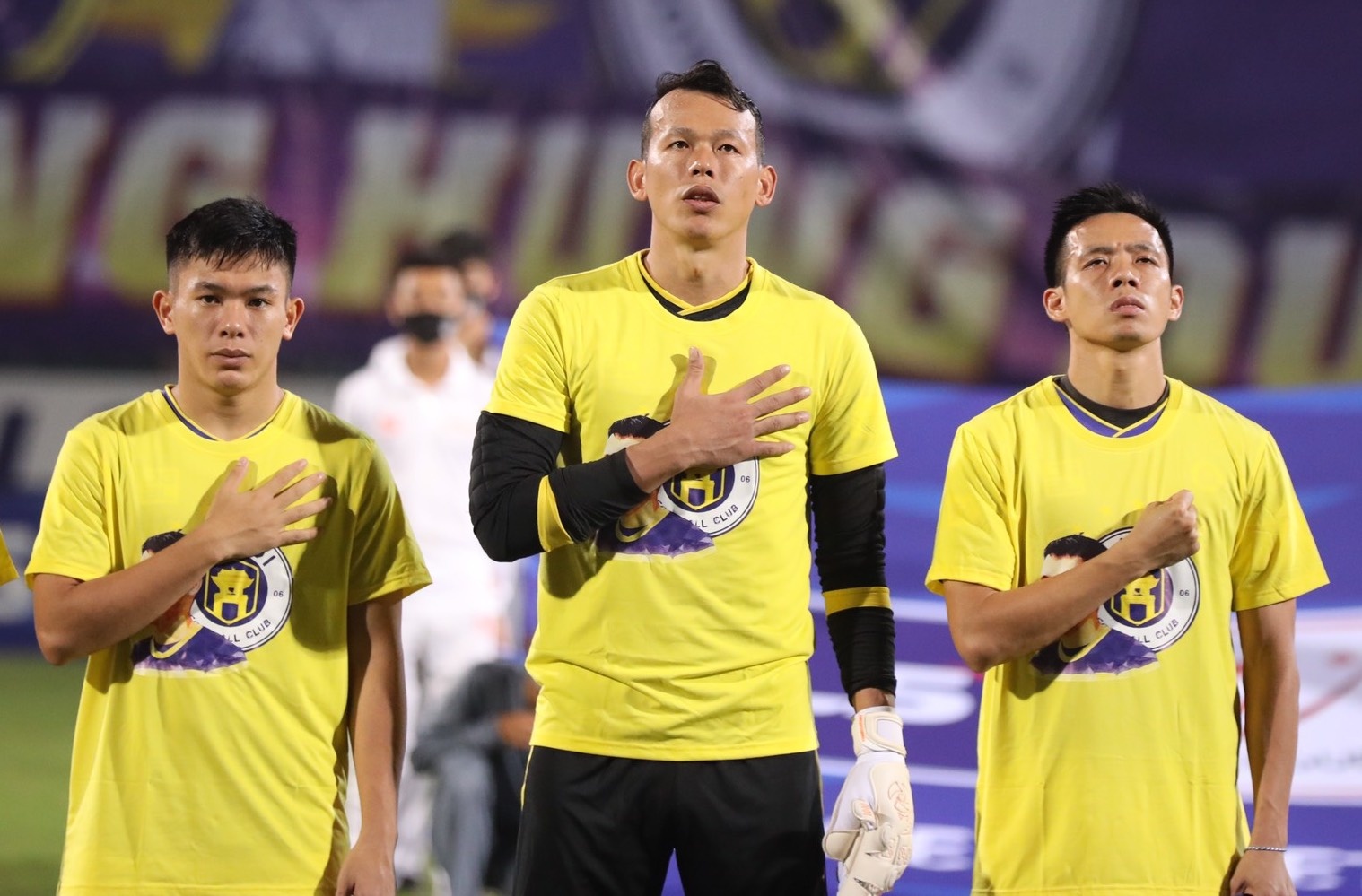 Hung Dung chan thuong anh 2