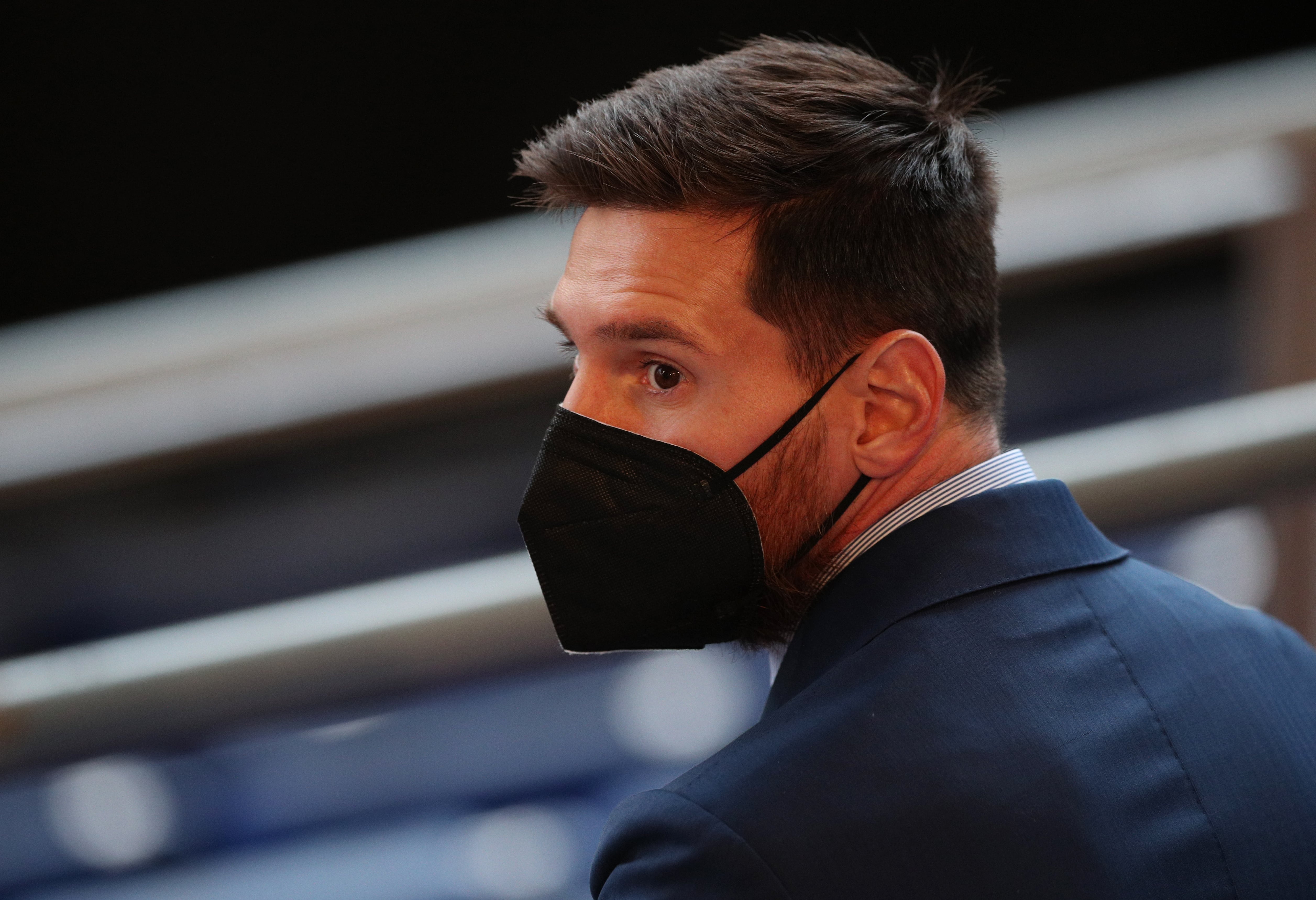 Ba yeu cau Messi gui den Chu tich Laporta hinh anh