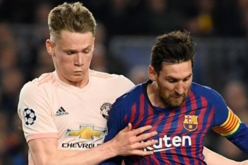 Hieu lam khien McTominay suyt khong duoc Messi doi ao hinh anh