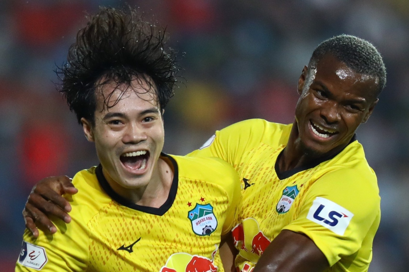 HAGL thang hoa nho so do 3 hau ve hinh anh