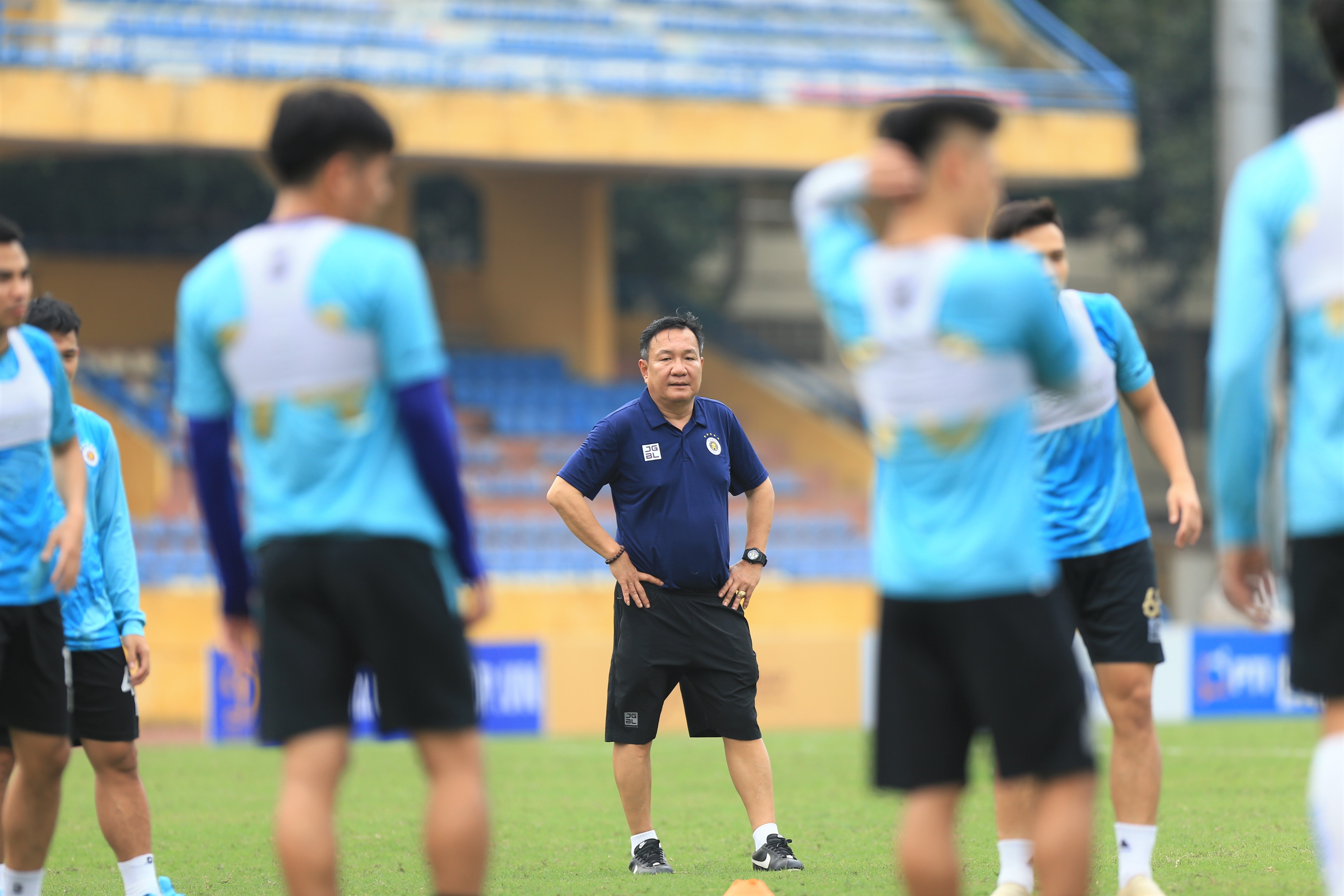 CLB Ha Noi thay HLV anh 3