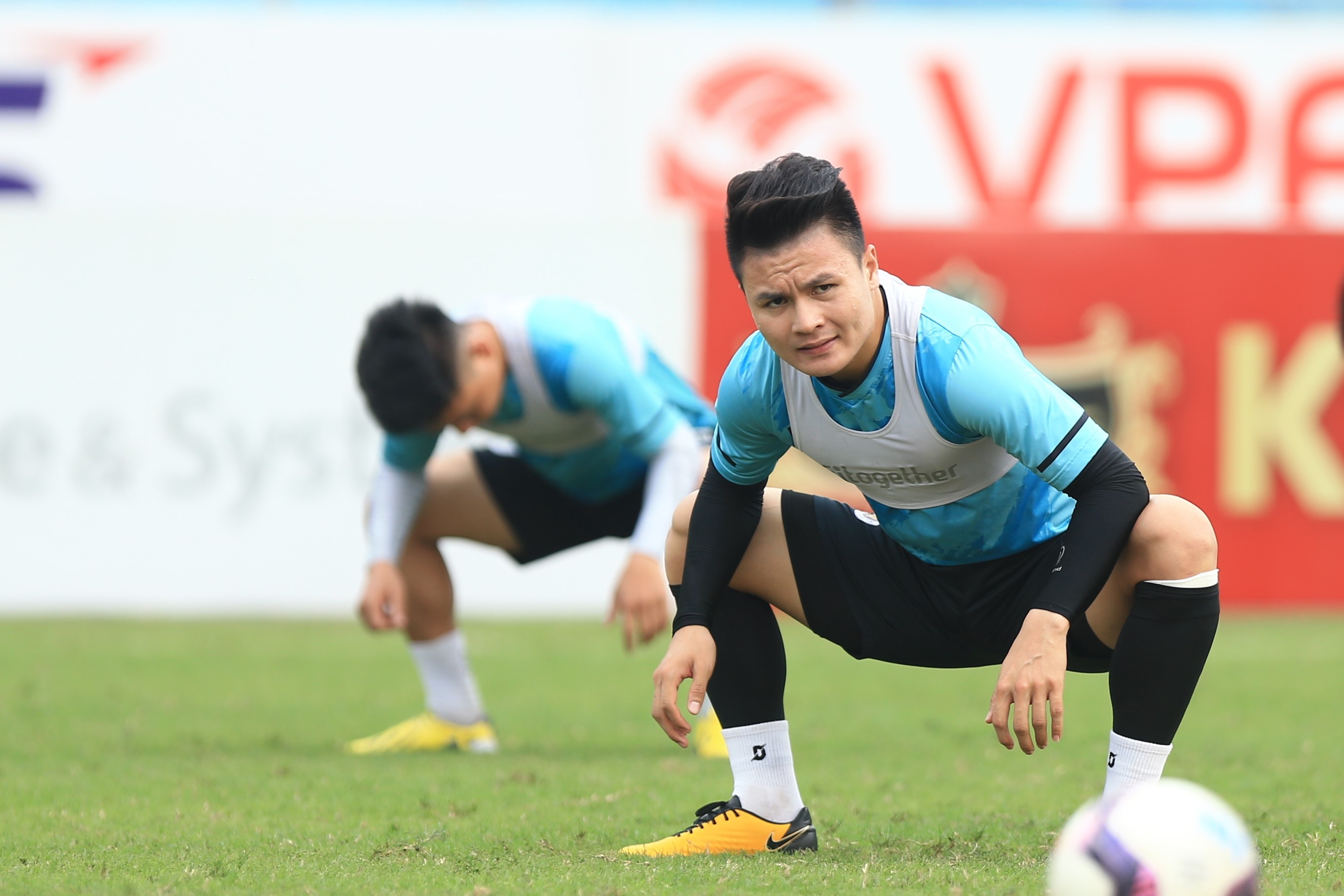 CLB Ha Noi thay HLV anh 5