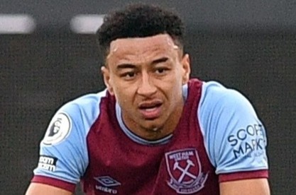 Noi niem phia sau san co cua Jesse Lingard hinh anh