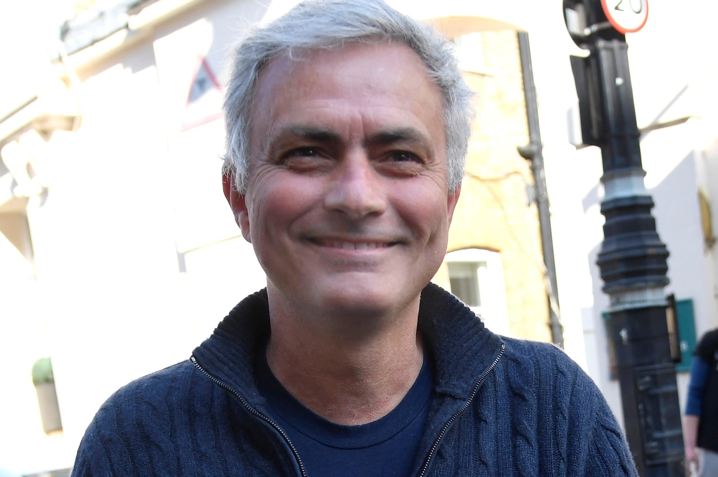 Mourinho: 'Toi khong met moi' hinh anh