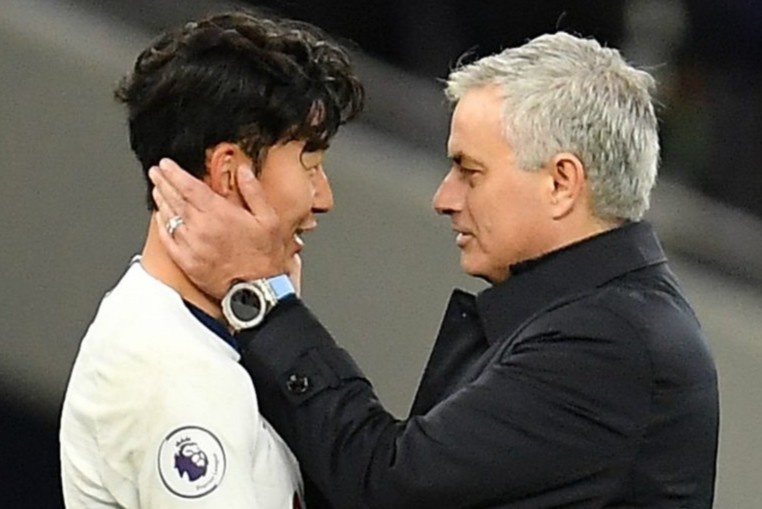 Son Heung-min tri an Mourinho hinh anh