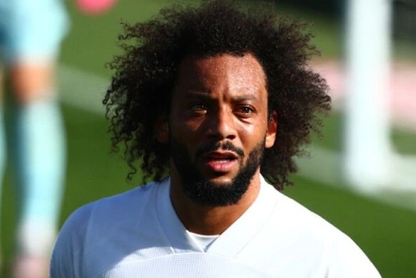 Real Madrid gap them bat loi truoc tran luot ve voi Chelsea hinh anh