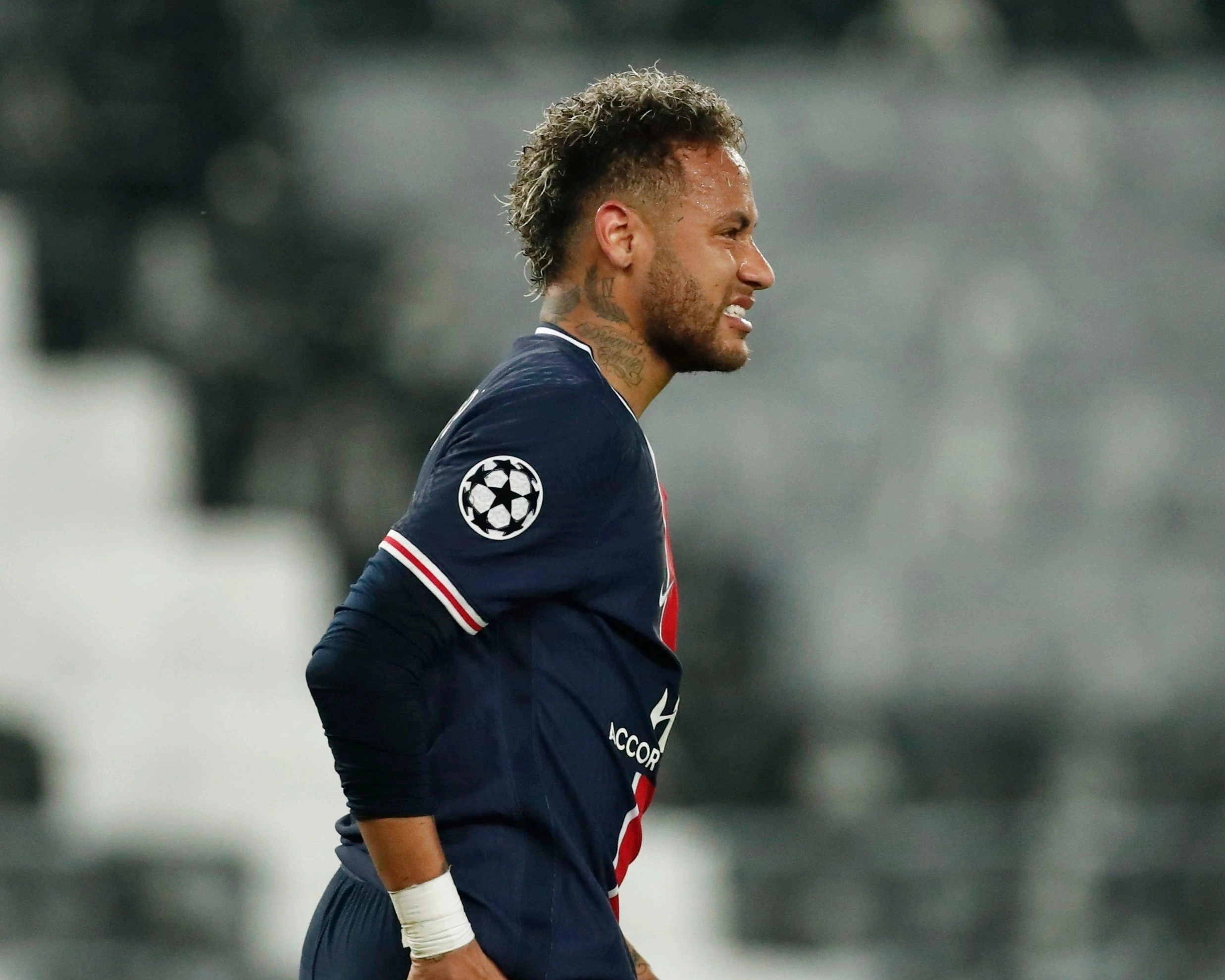 Man City thang nguoc PSG anh 1