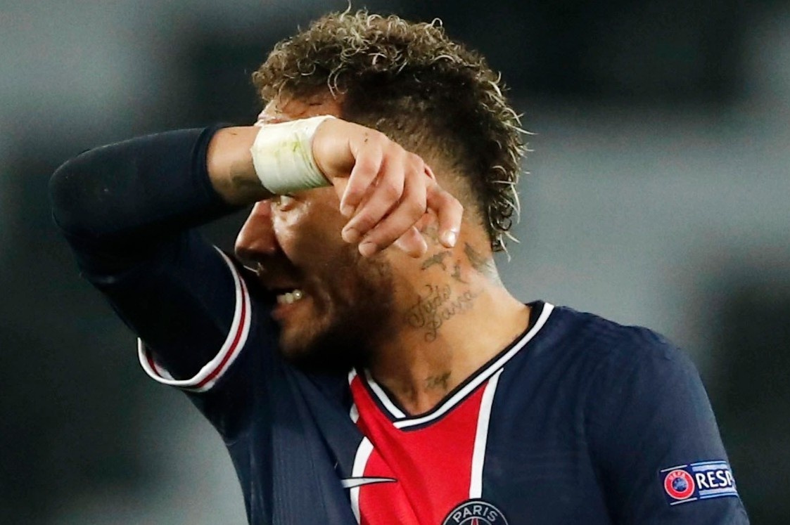 Cai gia cua PSG hinh anh