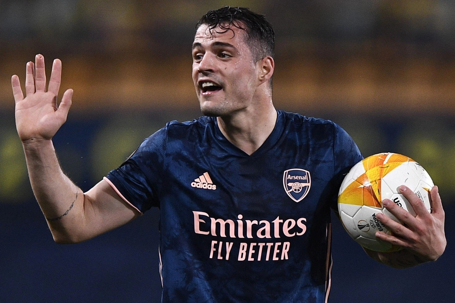 Arsenal thua Villarreal o ban ket Europa League hinh anh