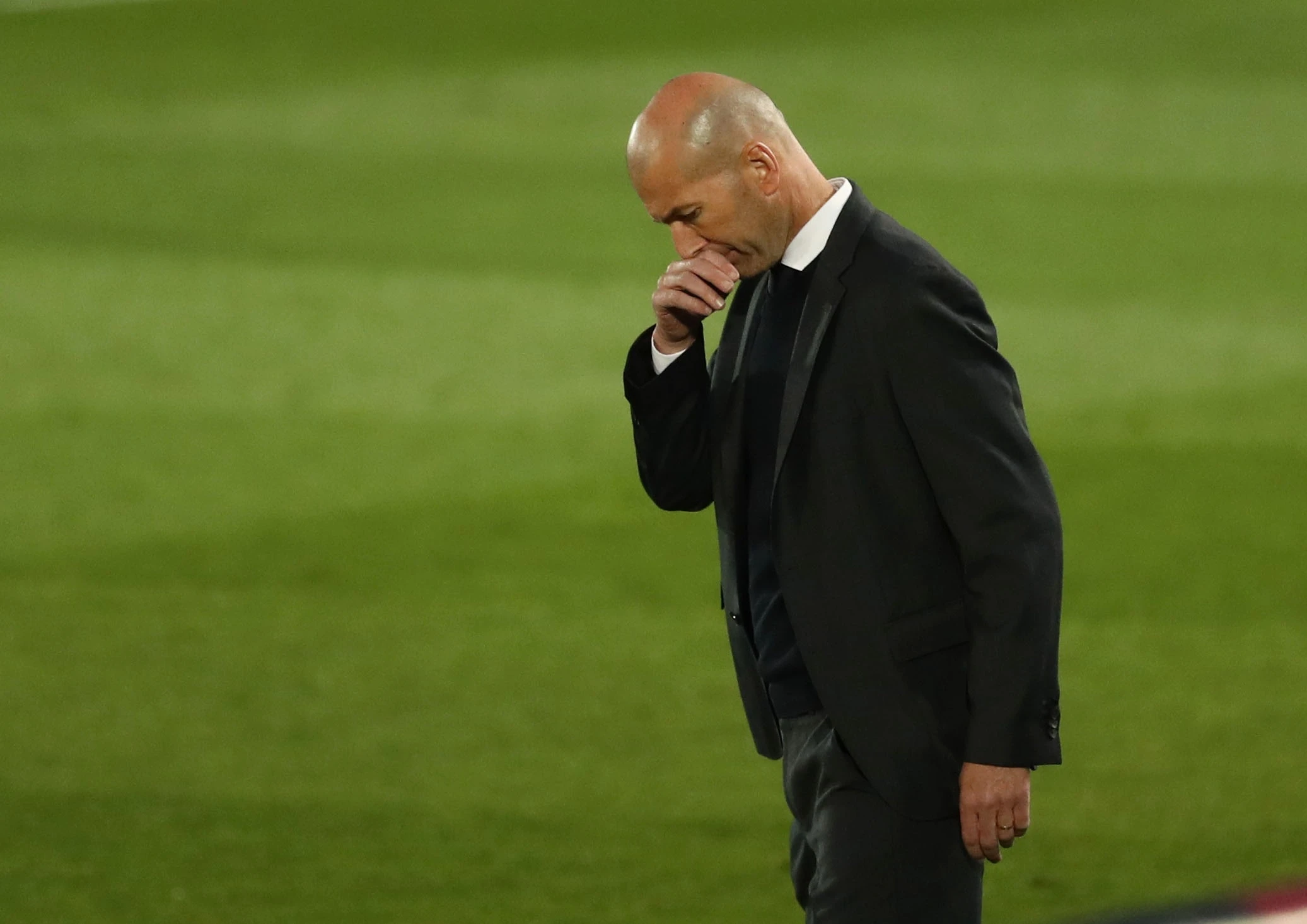 Zidane tu chuc anh 1