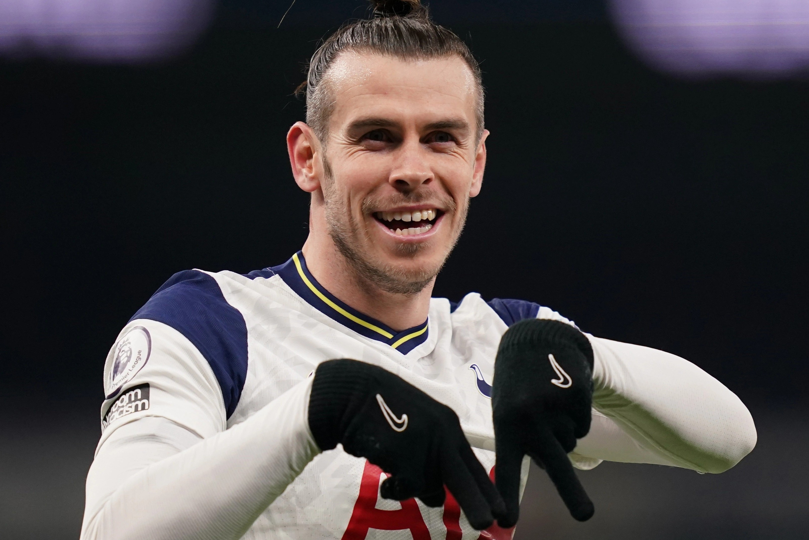 Tottenham len ke hoach tuong lai cua Bale hinh anh