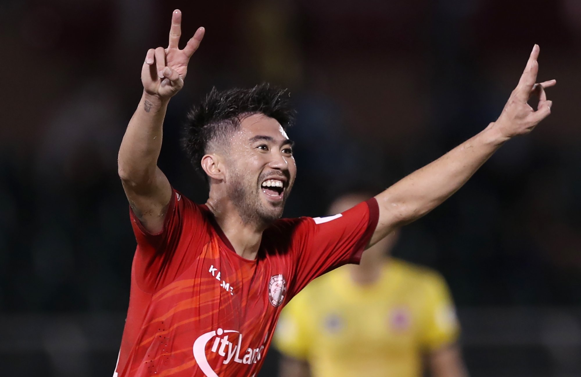 Lee Nguyen lap cu dup anh 2