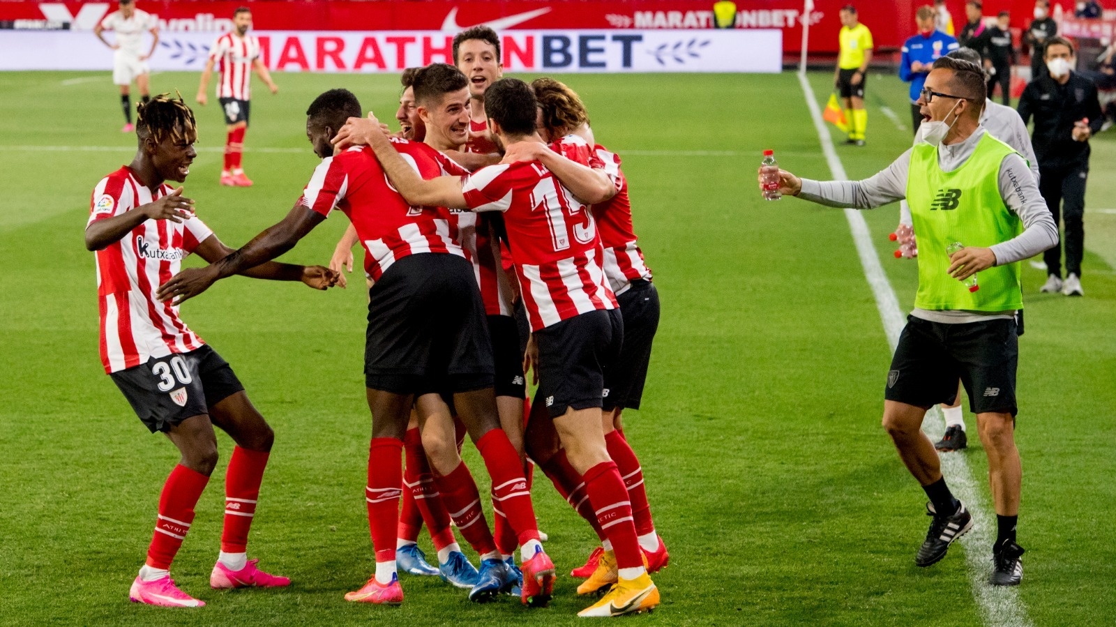 Sevilla dua vo dich anh 1