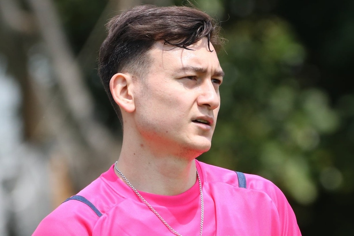 Van Lam chia se ly do tu choi sang chau Au thi dau hinh anh