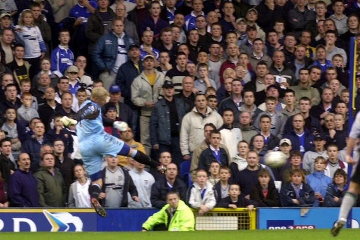 Alisson ghi ban anh 2