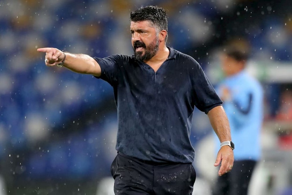 Napoli mat ve du Champions League anh 1