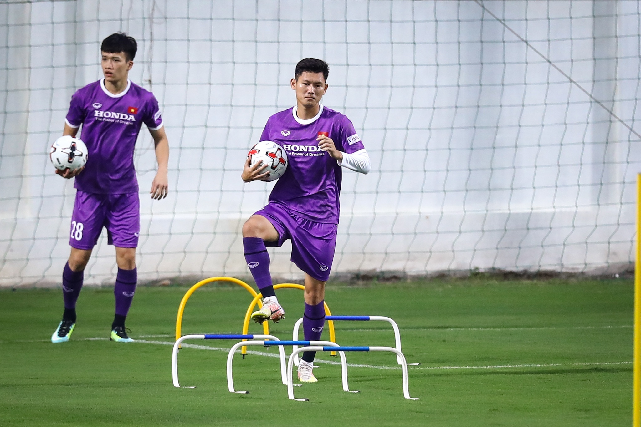 Van Lam bi loai anh 12