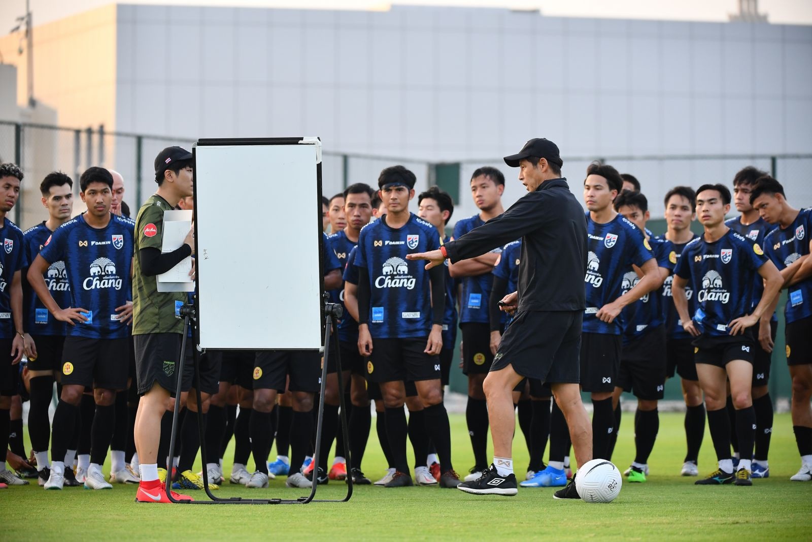 Vong loai World Cup Thai Lan anh 1