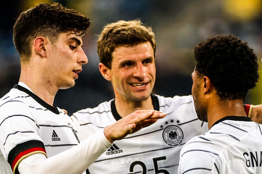 Tuyen Duc vui dap Latvia truoc them Euro 2020 hinh anh