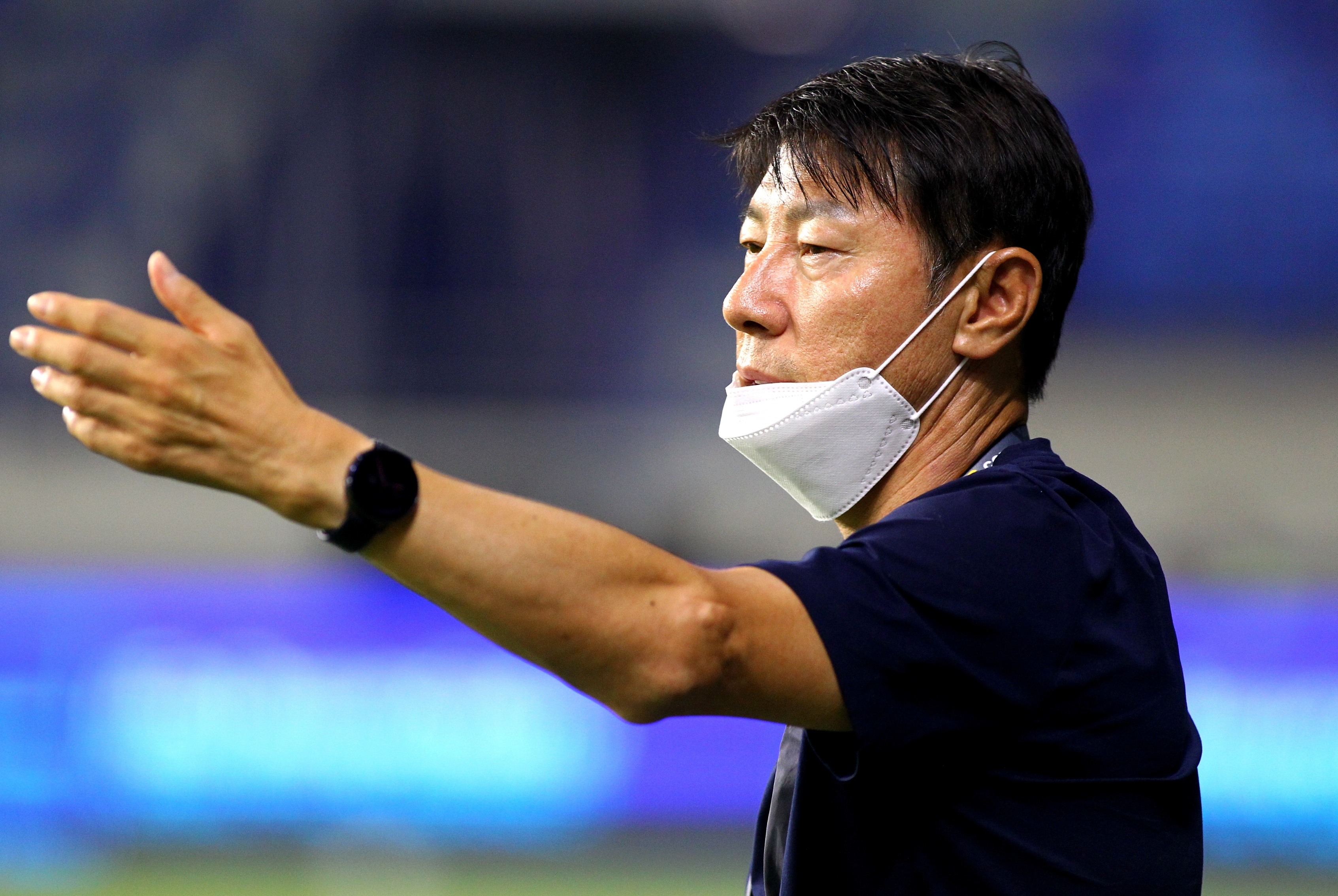 HLV tuyen Indonesia: 'Ban thua dau tien la sai lam cua trong tai' hinh anh