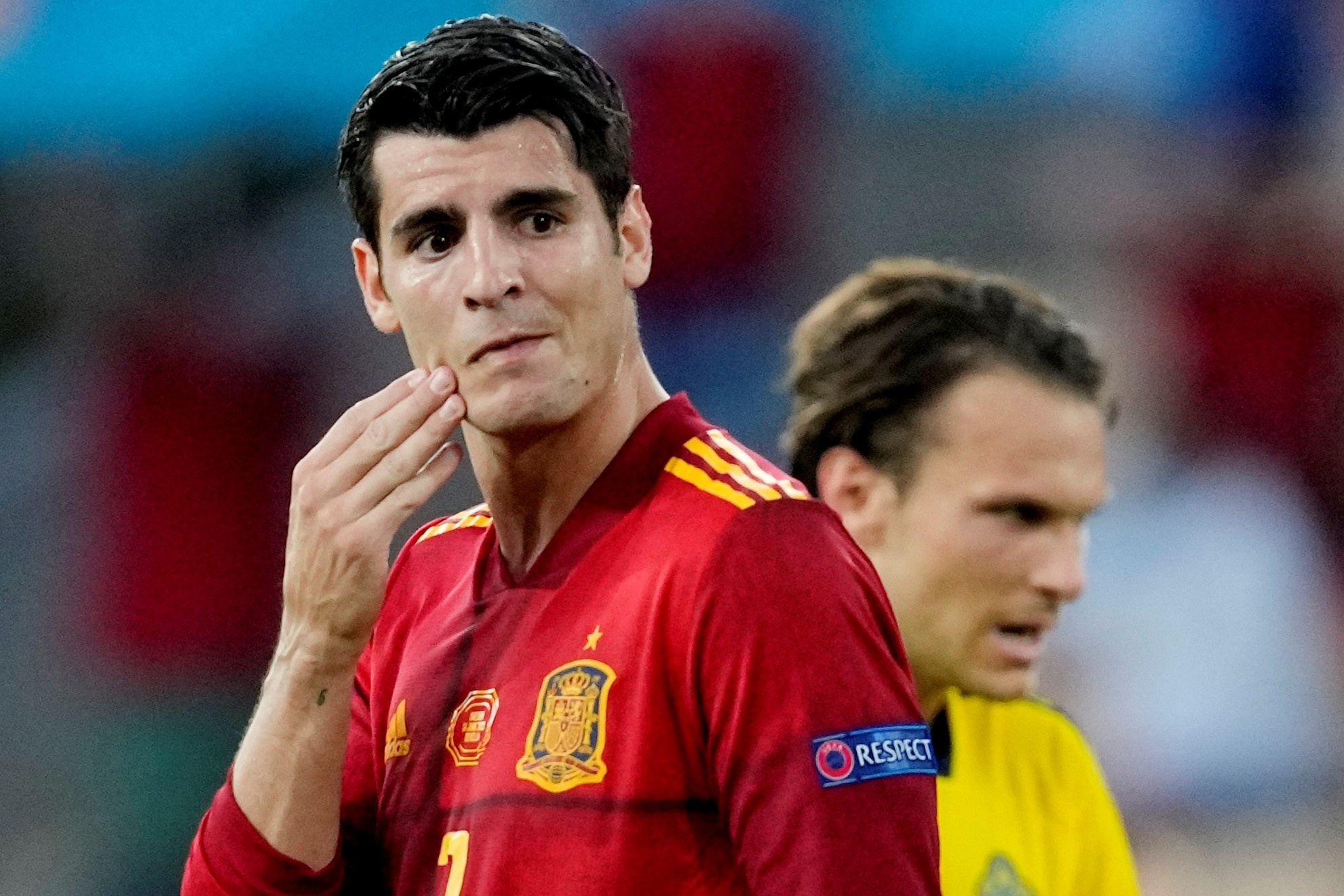 Tay Ban Nha gay that vong o tran ra quan tai Euro 2020 hinh anh