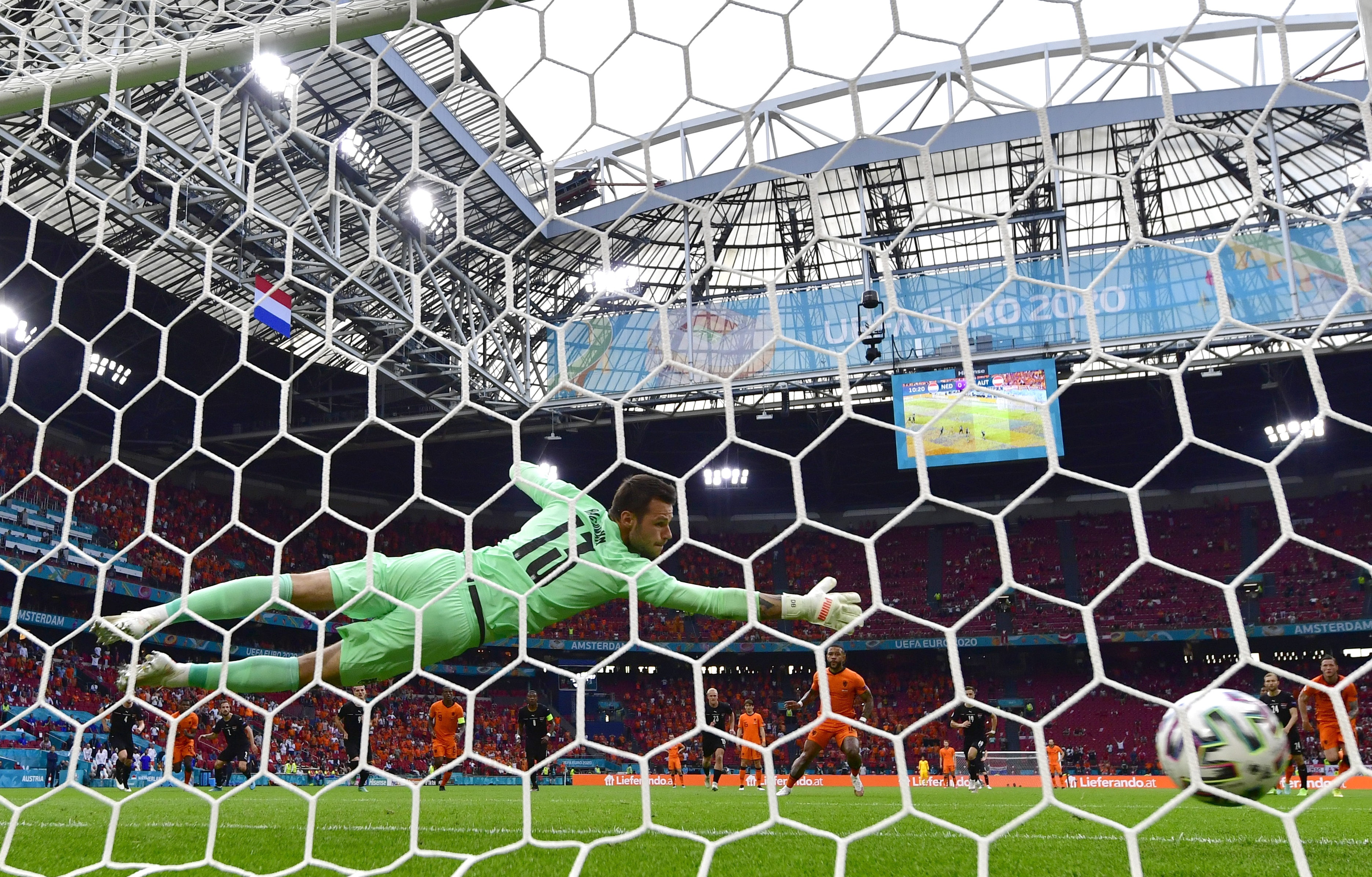 Ha Lan qua vong bang anh 1