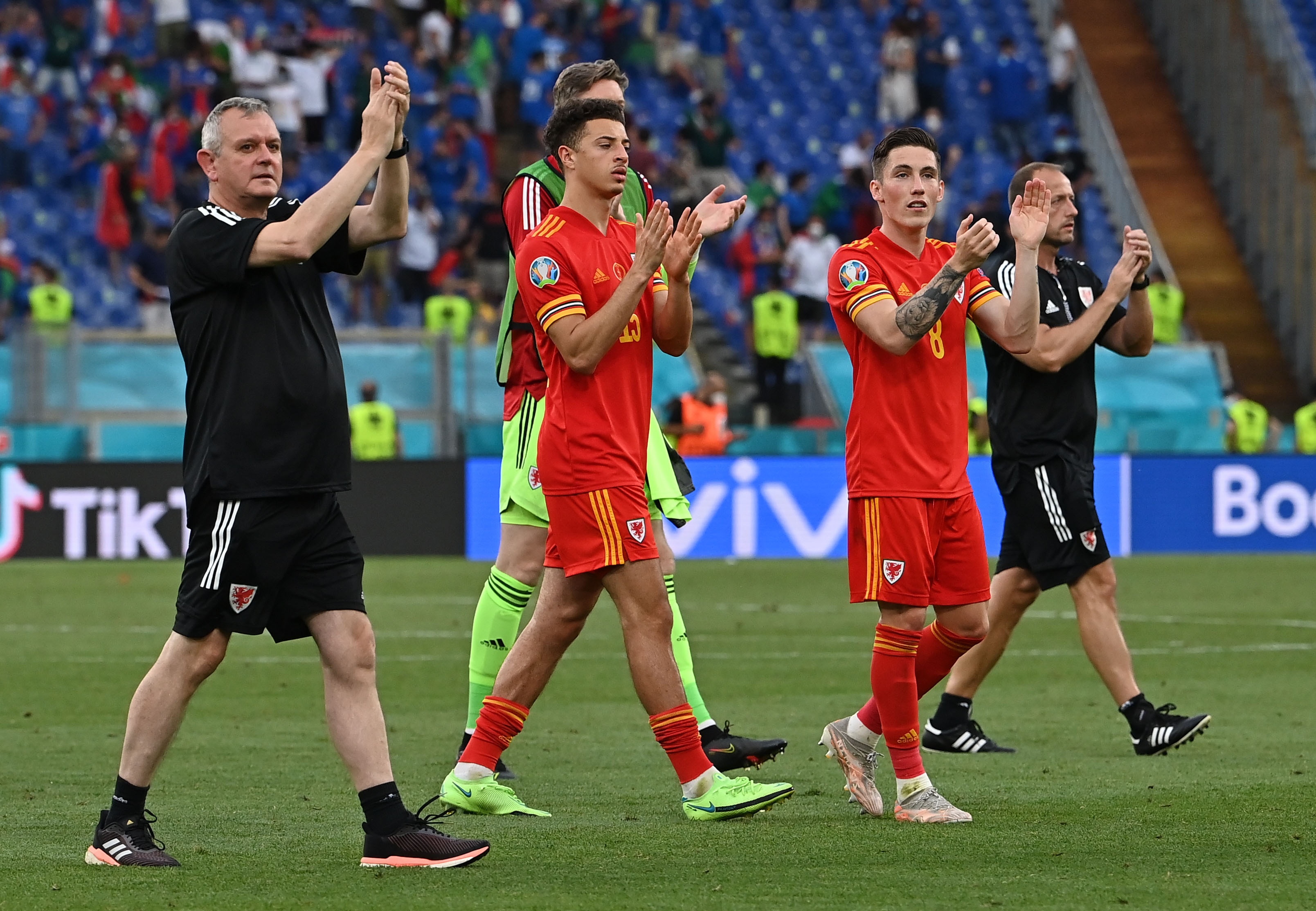 Xu Wales qua vong bang anh 10