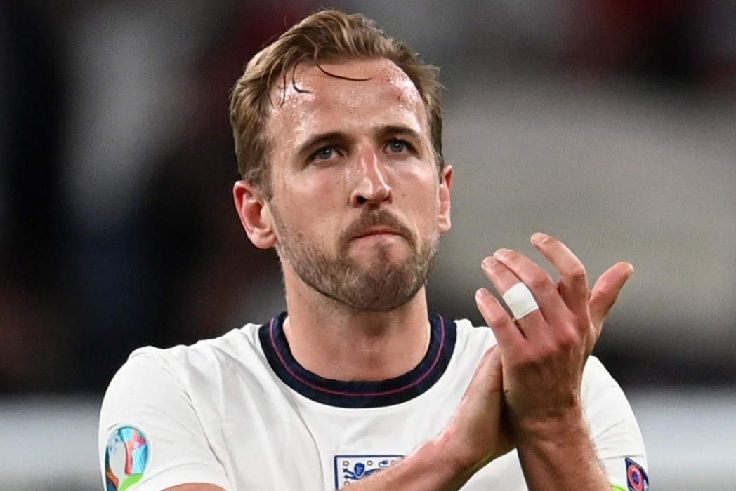 Harry Kane bat luc truoc CH Czech hinh anh