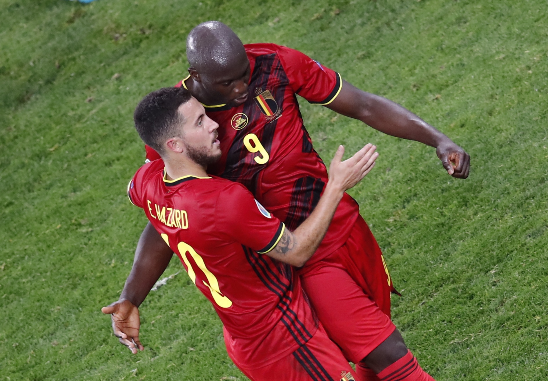 Ronaldo pha ky luc anh 4