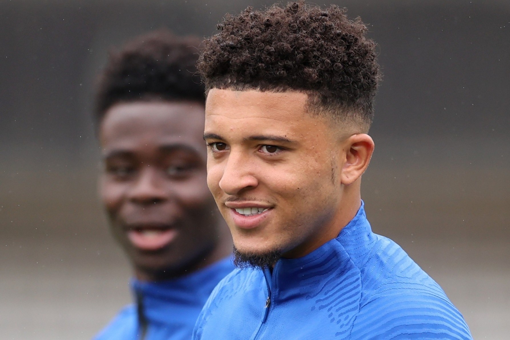 Fabrizio Romano: 'Sancho gia nhap Man Utd' hinh anh