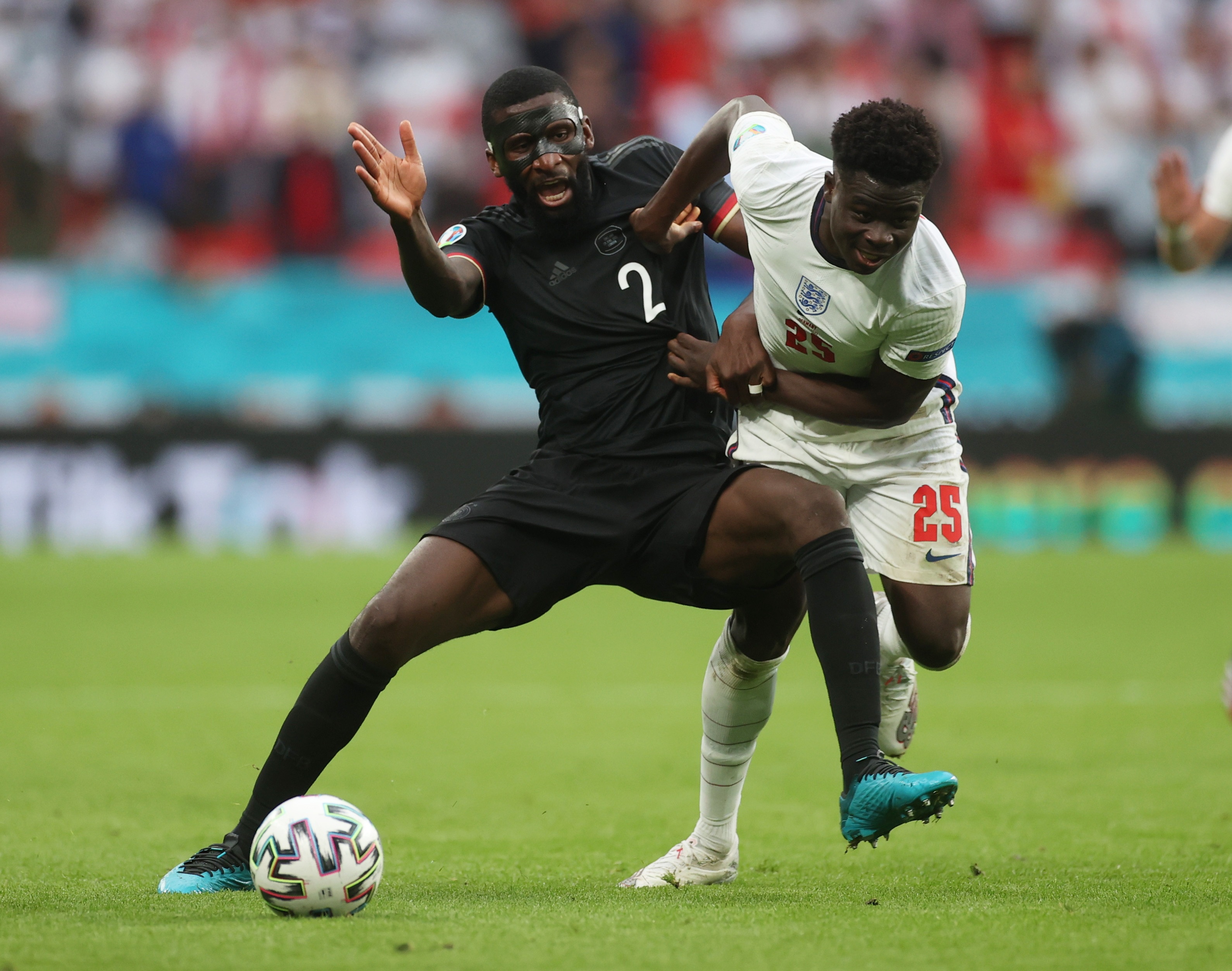 Anh dau voi Dan Mach anh 8