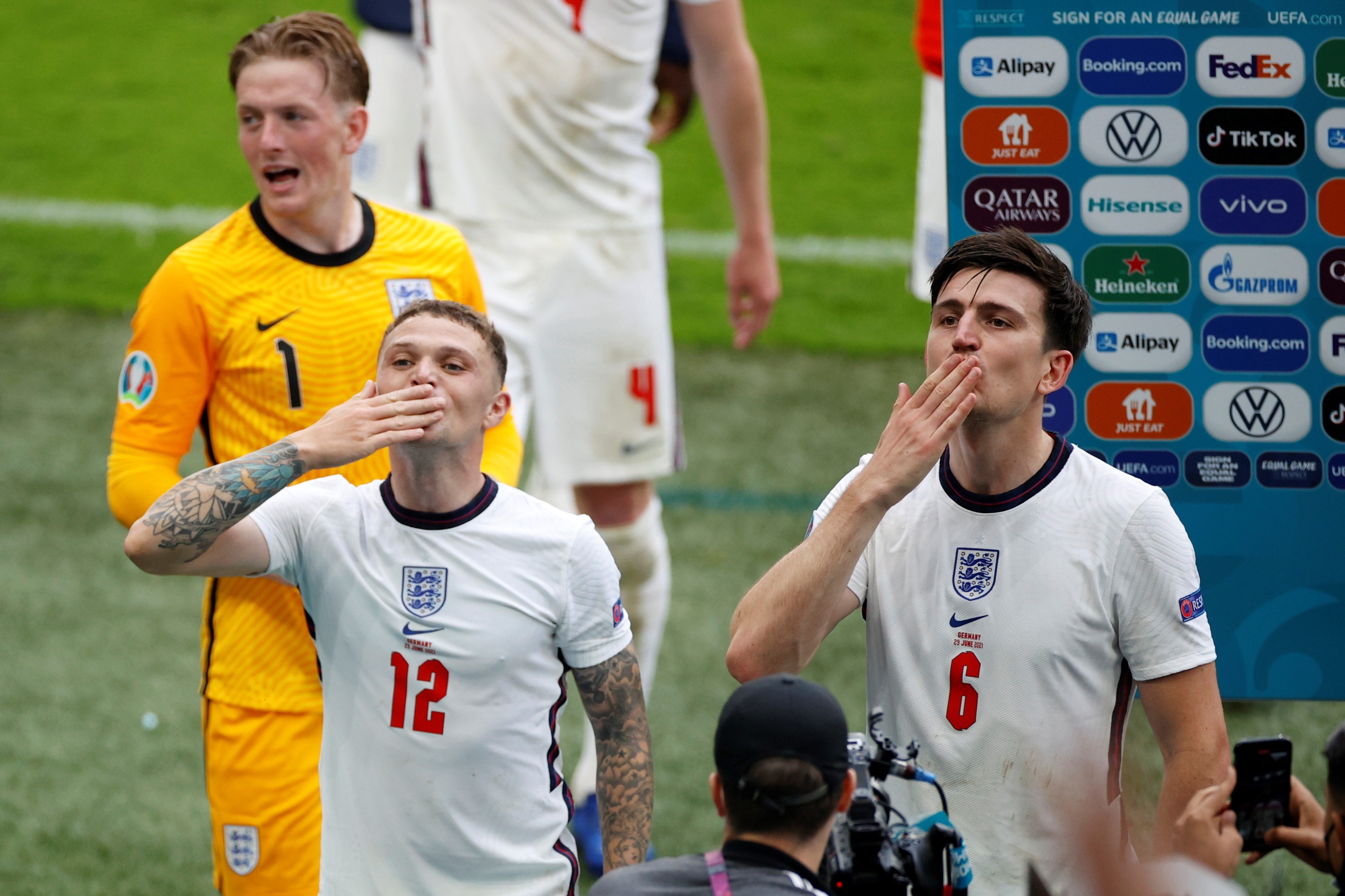 Anh dau voi Dan Mach anh 1