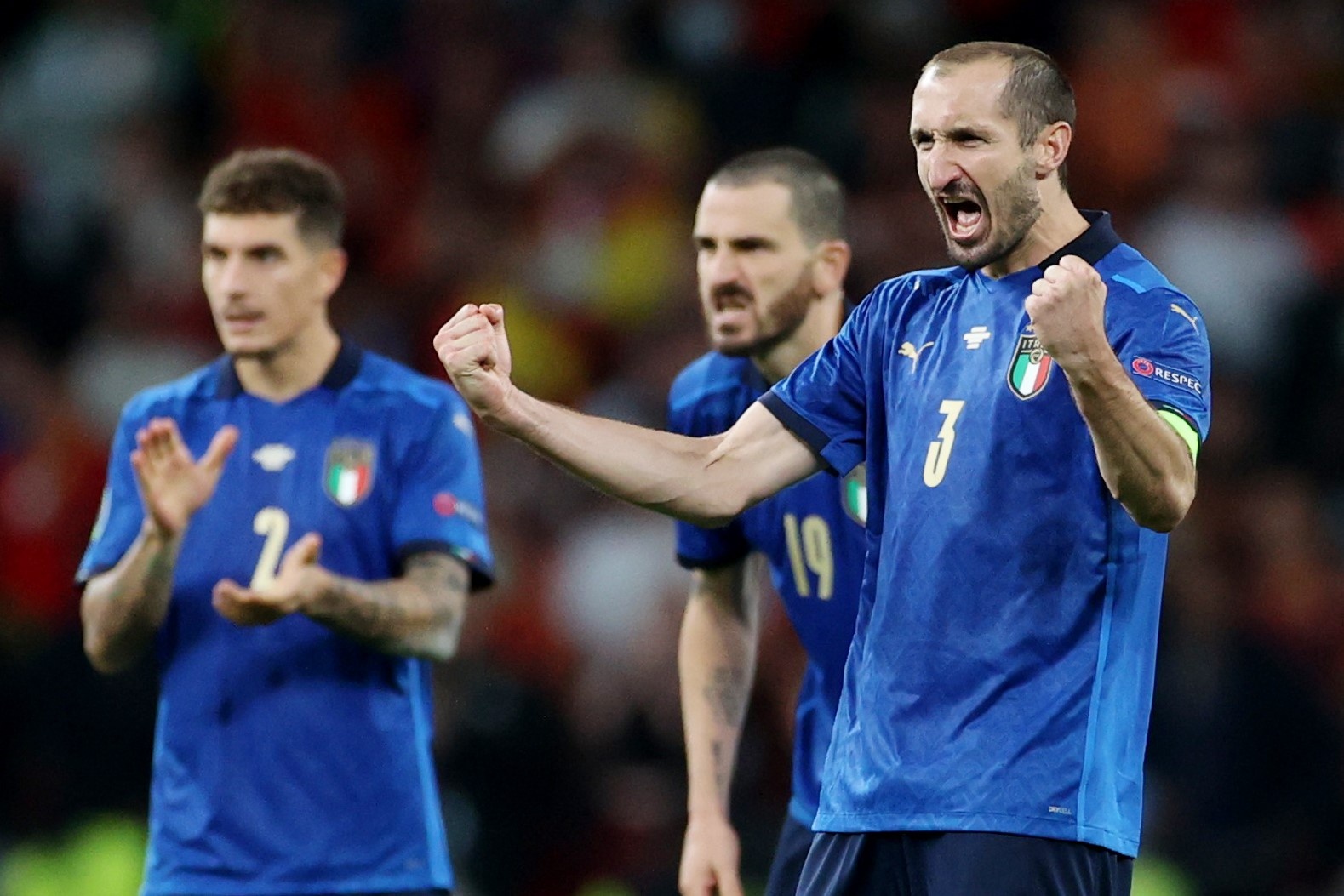 Y vao chung ket anh 1