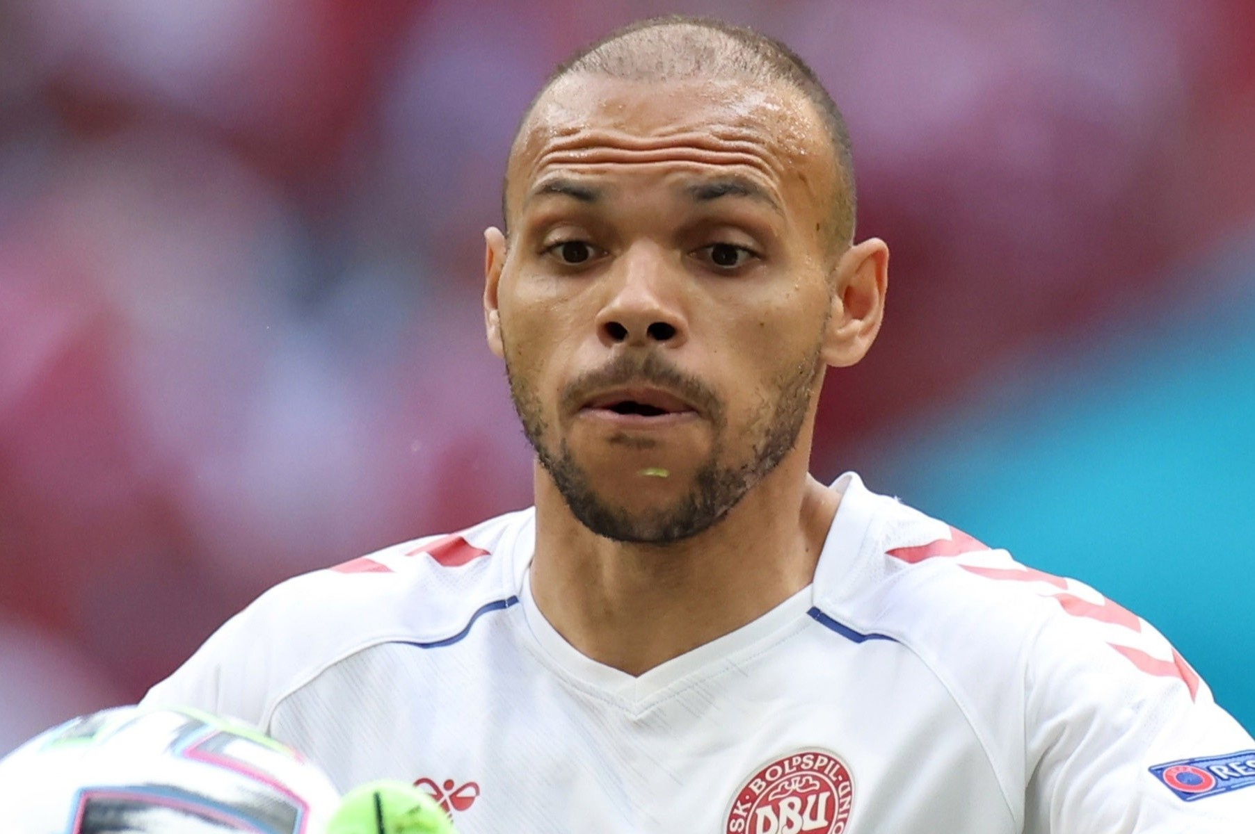 Braithwaite giau thu hai tai Barca hinh anh