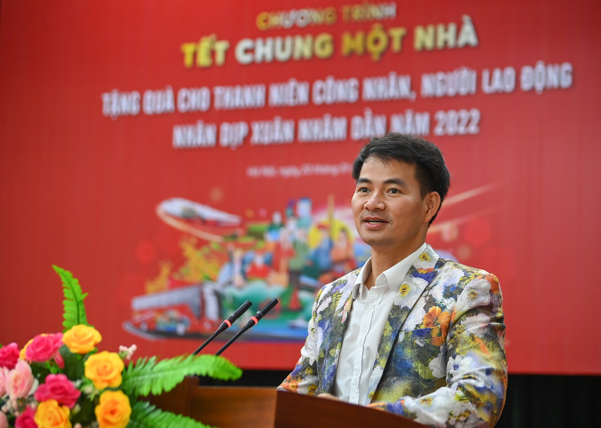 Nguoi lao dong xa nha anh 5